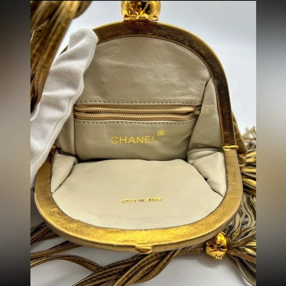Chanel Quilted Vintage Rare Gold Bronze Waist Pouch bag Tie Fringe sling - Picture 7 of 16